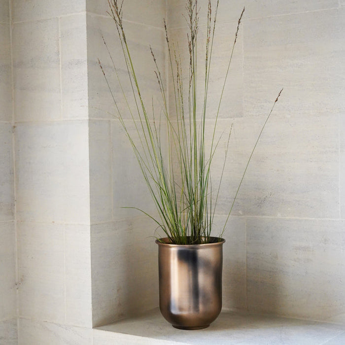 Buy Ivyline Outdoor Hampton Metal Planter online UK