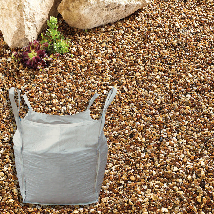 Buy Kelkay Autumn Gold Chippings 8-12mm 750kg Bulk Bag online UK