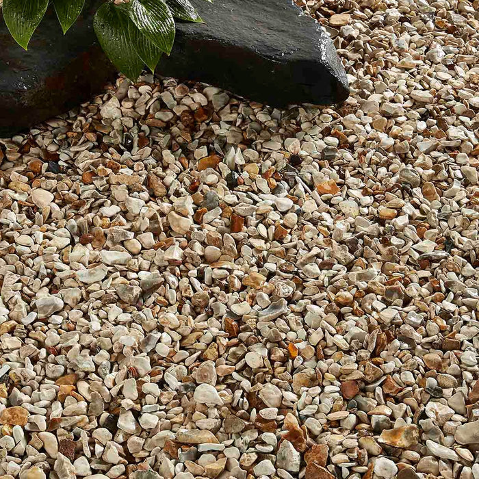 Buy Kelkay Yorkshire Cream Chippings 15-25mm 750kg Bulk Bag online UK