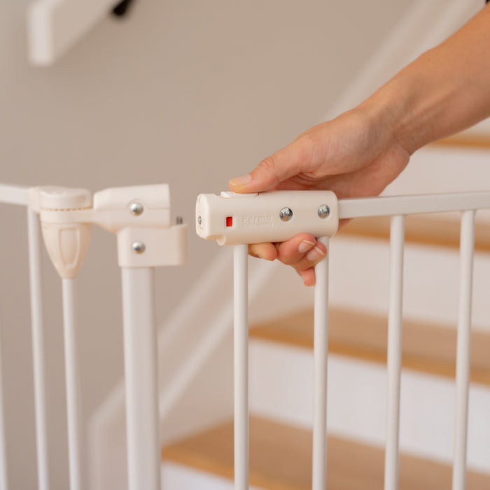 Ultimate Extra Wide Barrier - White - Perma Child Safety